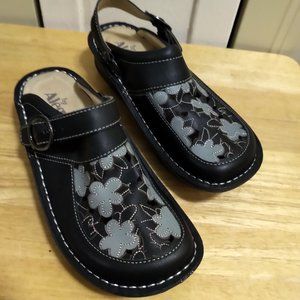 Alegria Women's Seville Professional Navy NWOT